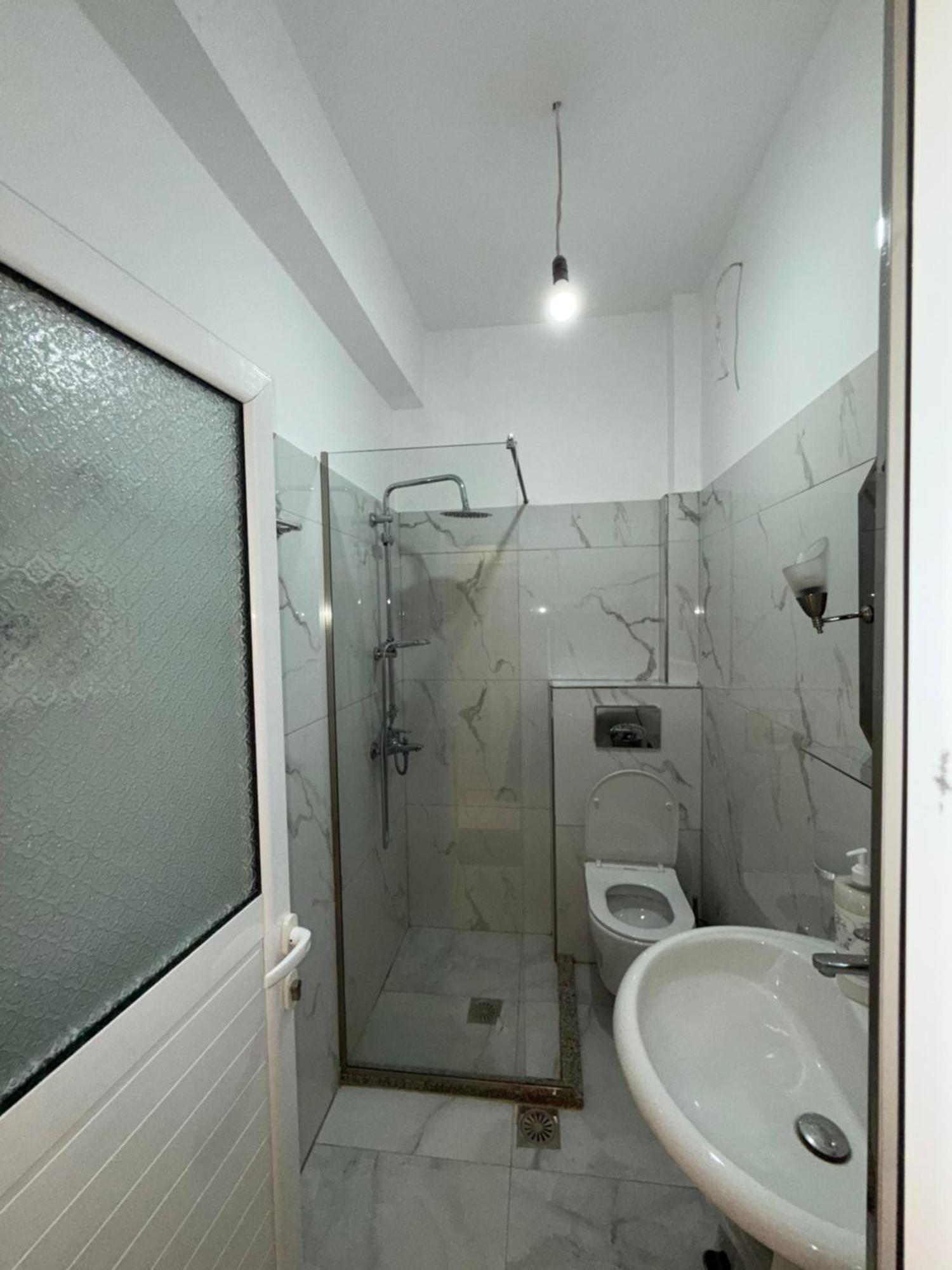 Ylli'S Apartments Sarande Exterior photo