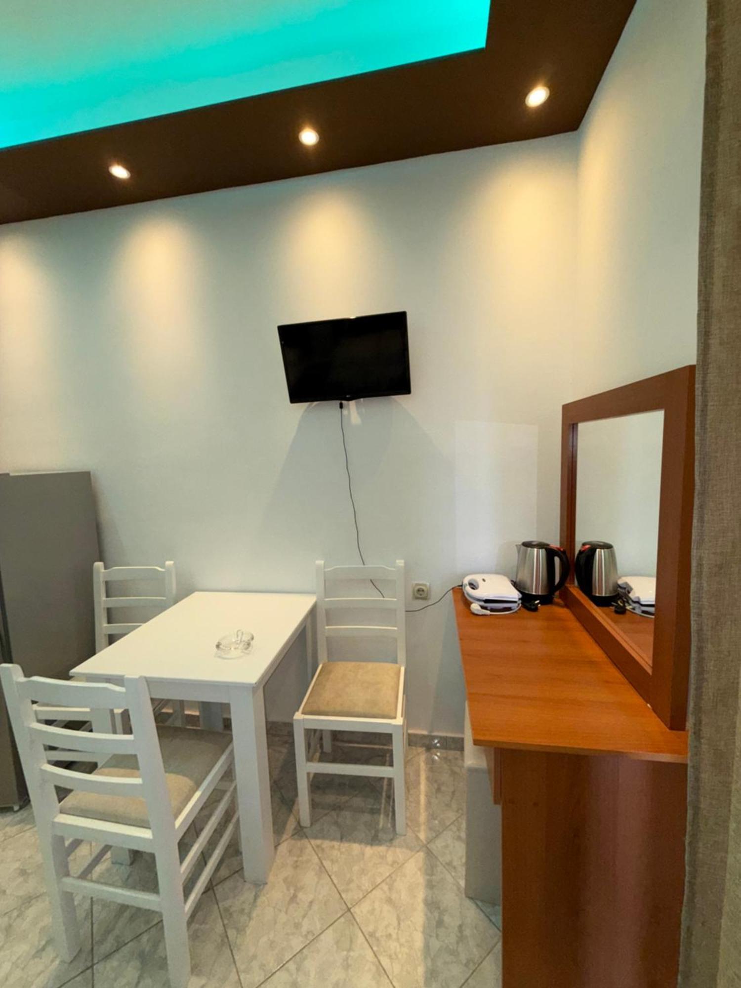 Ylli'S Apartments Sarande Exterior photo