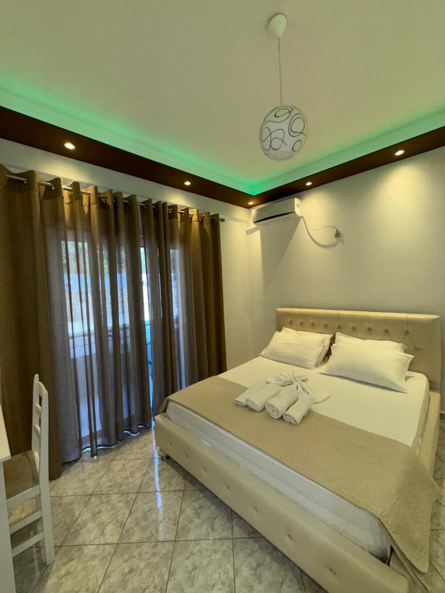 Ylli'S Apartments Sarande Exterior photo